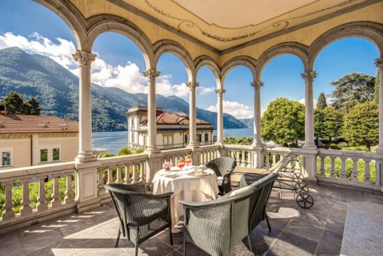 7 noches con desayuno en Grand Hotel Imperiale Resort & Spa incluido 3 Green fees por persona (Golf Clubs: Villa d Este, La Pinetina y Monticello) y un Hiking Tour guiado por castillos de Varenna