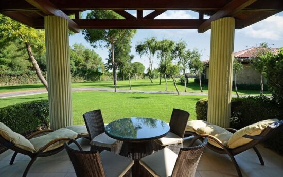 14 notti al Gloria Golf Resort con All Inclusive e 7 Green Fees a persona (3x Gloria Golf Club, 2x Montgomerie GC, 2x Cornelia GC)