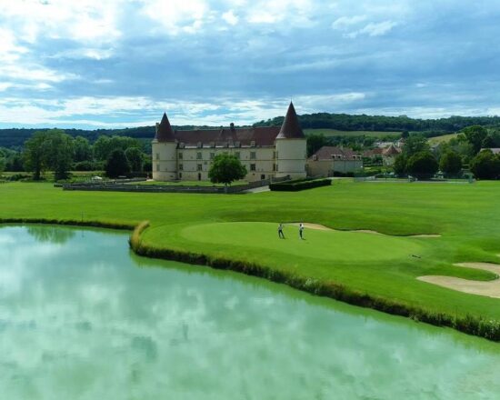 5 noches en Hotel Golf Chateau de Chailly incluido 2 Green Fees por persona en Golf du Château de Chailly