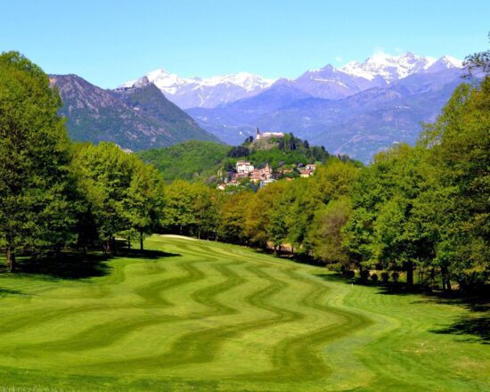7 nuits avec petit-déjeuner au Principi di Piemonte UNA Esperienze, y compris 3 Green Fees par personne (Golf I Ciliegi, Le Fronde Golf Club & Royal Park I Roveri Country Club)