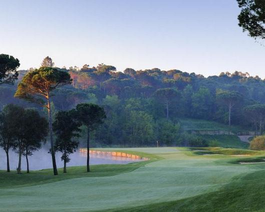 5 Übernachtungen im Suites Natura Mas Tapiolas mit Frühstück und 3 Green Fees (2x PGA Catalunya & 1x Golf D'Aro)