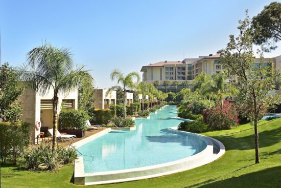 10 Übernachtungen im Regnum Carya mit All Inclusive und 5 Green Fees pro Person (2x Antalya GC, 1x Carya, 1x National, 1x Cullinan)