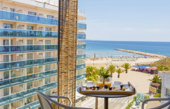 3 nights in Hotel Golden Costa Salou -Only Adults- breakfast included + 1 Green Fee (Infinitum Golf Club)