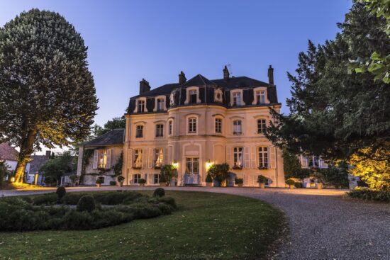 3 notti con prima colazione all'Hôtel Château Cléry e 1 green fee a persona all'Hardelot Golf Club.