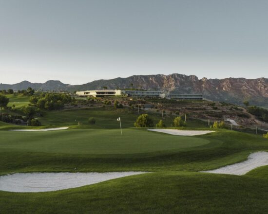 7 Übernachtungen mit Frühstück im La Galiana Golf Resort inklusive 3 Green Fees pro Person (La Galiana Golf Club, Campo de Golf El Saler und El Bosque Club de Golf).