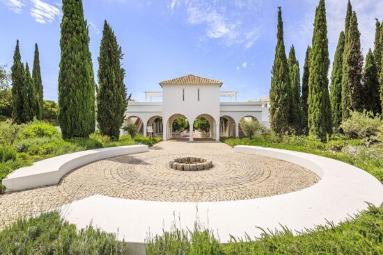 4 noches con desayuno incluido en Octant Vila Monte y 3 Green fees por persona (1x Quinta do Vale y 2x Quinta da Ria/Cima)