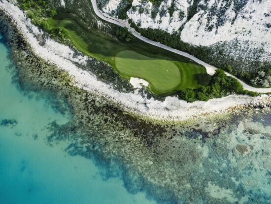 7 nights at Thracian Cliffs Golf & Beach Resort with breakfast and 5 green fees (1x Blacksea Rama and 4x Thracian Cliffs)