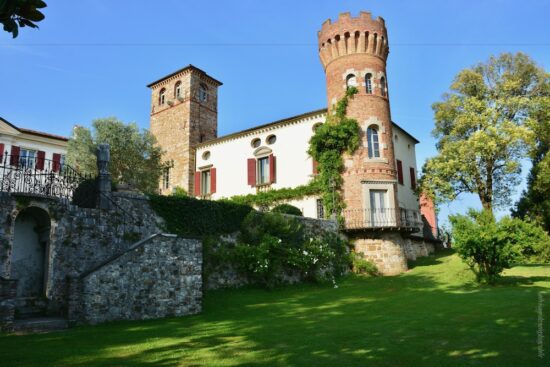 3 nights with breakfast at Castello di Buttrio including one Green fee per person (Castello di Spessa)