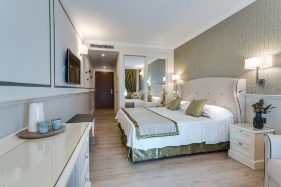 Madrigale Panoramic & Lifestyle Hotel