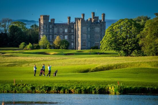 3 nights with breakfast at Killeen Castle Golf Resort & Lodges incl. 1 Green fee per person (Killeen Castle Golf Club)