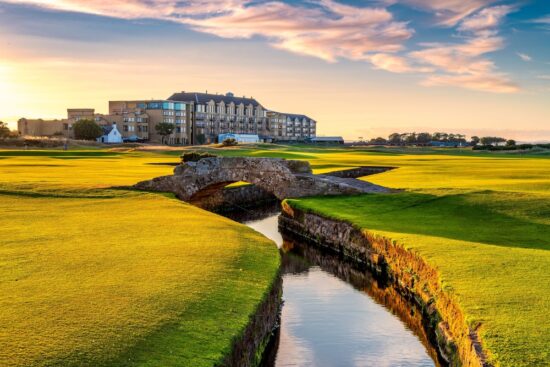 3 nights with breakfast at the Old Course Hotel, one green fee per person (The Duke's Course) and a walking tour with luxury cocktail party