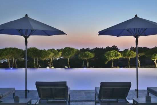 3 nights with breakfast at The Oitavos including one Green fee per person (Onyria Quinta da Marinha Golf Course)