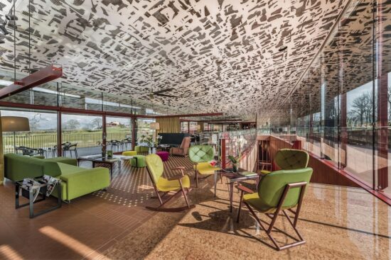 7 Übernachtungen mit Frühstück im Villaverde Hotel & Resort inklusive 3 Greenfees pro Person (GC Udine, Castello di Spessa und GC Grado) und einem Besuch des Landguts Colutta und seines Weinkellers.
