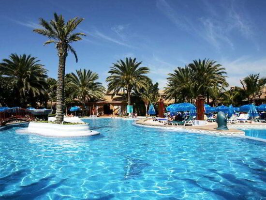 3 noches media pensión en Dunas Suites & Villas Resort incluido un Green fee por persona (Maspalomas Golf)