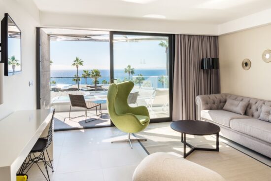 5 nuits avec petit-déjeuner au La Isla y el Mar Boutique Hotel, y compris 2 green fees par personne (Lanzarote Golf et Costa Teguise Golf).