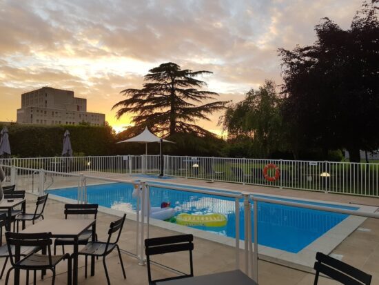 5 nuits avec petit-déjeuner au Novotel Caen Cote De Nacre incluant deux green fees par personne (Golf de Caen la Mer et Golf Omaha Beach).