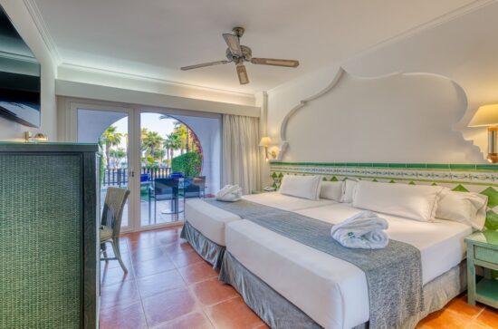 5 Übernachtungen mit Halbpension im Playacálida Spa Hotel Luxury inklusive 2 Greenfees pro Person (Golf Club Los Moriscos)