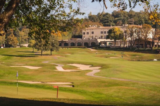 5 noches con desayuno en QC Termegarda Spa & Golf Resort incluidos 2 Green fees por persona (Arzaga Golf Club y Gardagolf Country Club)