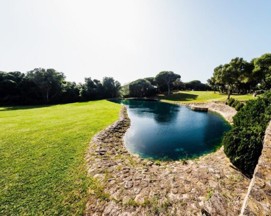 3 nights with breakfast at Hotel Jerez & Spa including Green fee (Montenmedio Golf & Country Club)