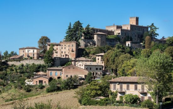 3 notti con prima colazione all'Antico Borgo di Tabiano Castello con 1 Green fee a persona (Golf del Ducato La Rocca)