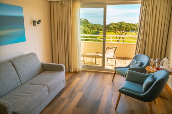 3 nuits avec petit-déjeuner à l'hôtel Onyria Quinta da Marinha, y compris le green fee (terrain de golf Onyria Quinta da Marinha)