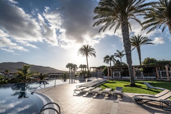 5 nights with breakfast at Playitas Hotel - Sports Resort including 2 Green fees per person (Las Playitas Golf and Fuerteventura Golf Club)