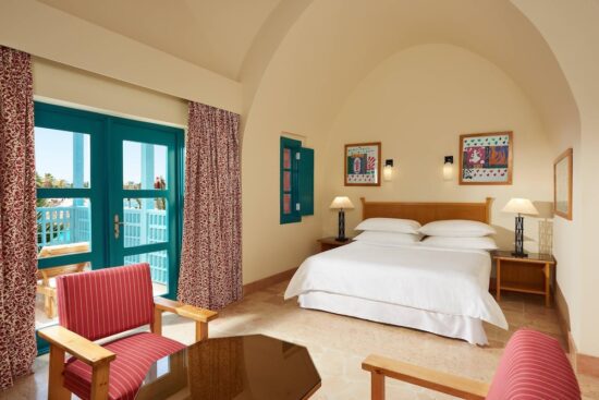 5 nights with breakfast at Sheraton Miramar Resort El Gouna including 2 Green fees per person (2x El Gouna Golf Club)
