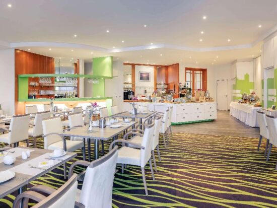 7 noches con desayuno en Mercure Hotel Greifswald incluidos 3 Green fees por persona (Golfpark Strelasund)