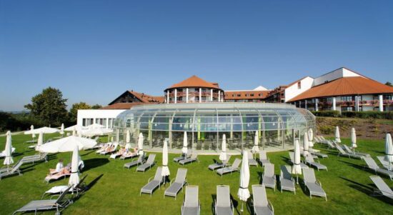 7 nights with breakfast at Furstenhof Hotelincl. 3 green fees per person (Quellness Golf Resort Bad Griesbach: Allfinanz/ Uttlau/Beckenbauer GC)